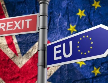 Κοινοβουλευτική επιτροπή για Brexit: «Η έκθεση δεν προσφέρει σαφήνεια και βεβαιότητα για το μέλλον της Μ.Βρετανίας»